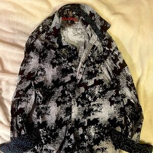 Robert Graham short size 2XL. Black and white pattern. Never worn